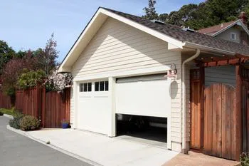 Golden Garage Door Service Staten Island, NY 347-923-9606 - abt-cont-gr-18m